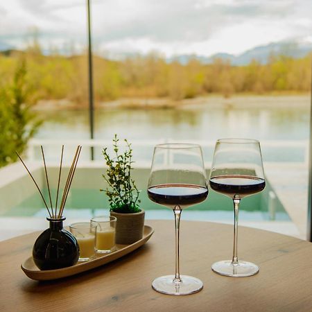 Villa Teverde Shkodër エクステリア 写真