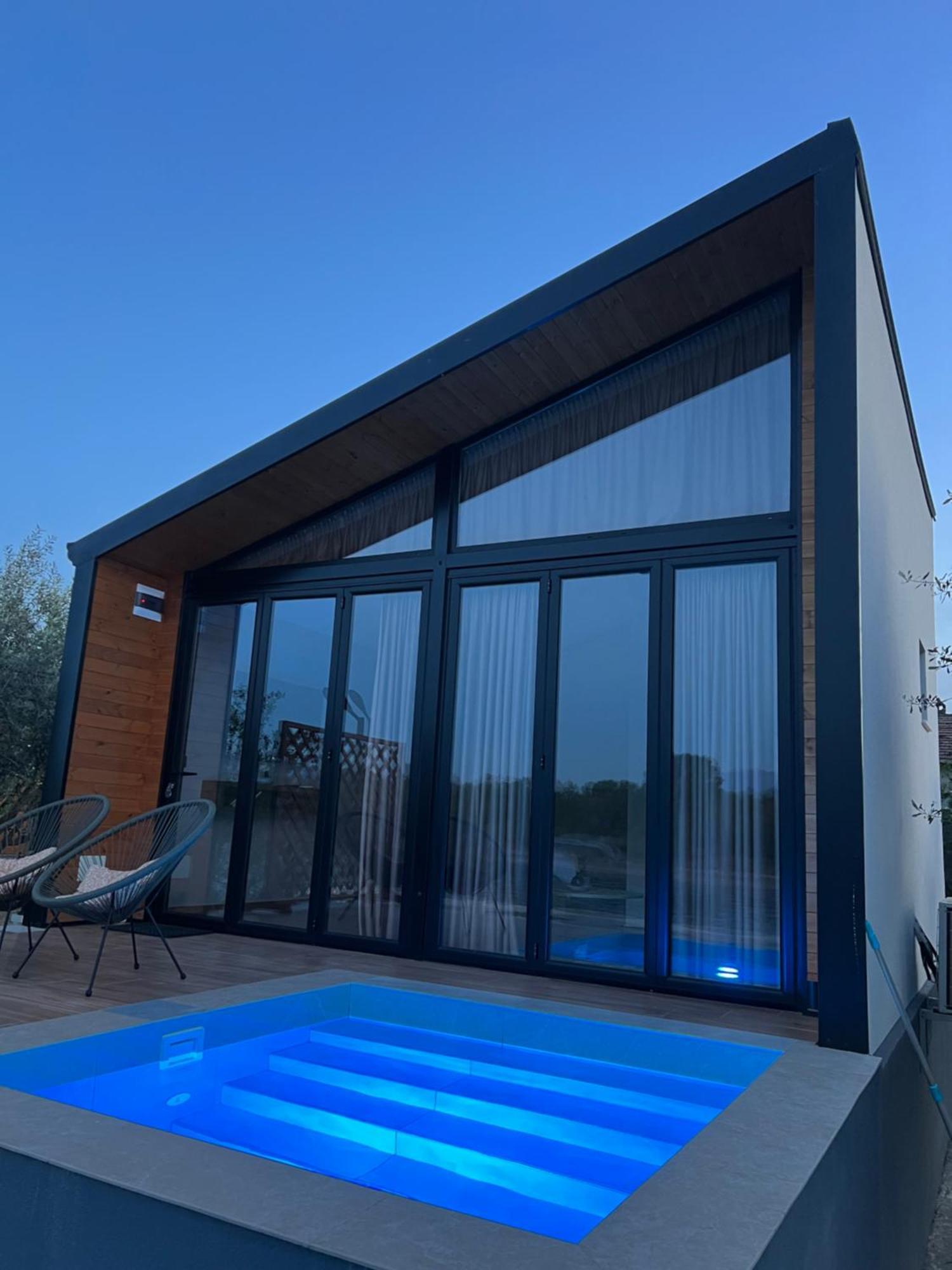 Villa Teverde Shkodër エクステリア 写真