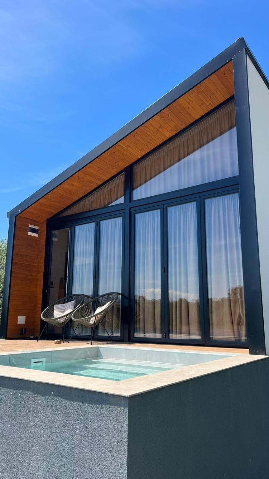 Villa Teverde Shkodër エクステリア 写真