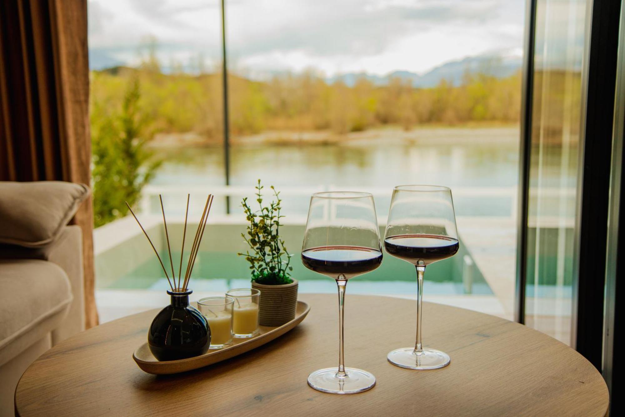 Villa Teverde Shkodër エクステリア 写真