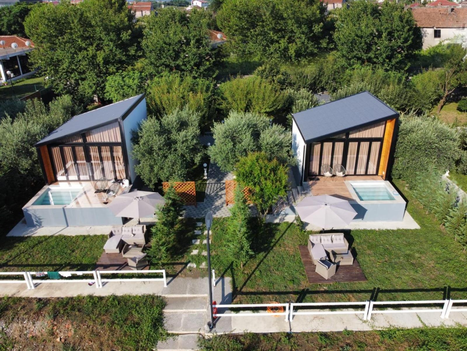 Villa Teverde Shkodër エクステリア 写真