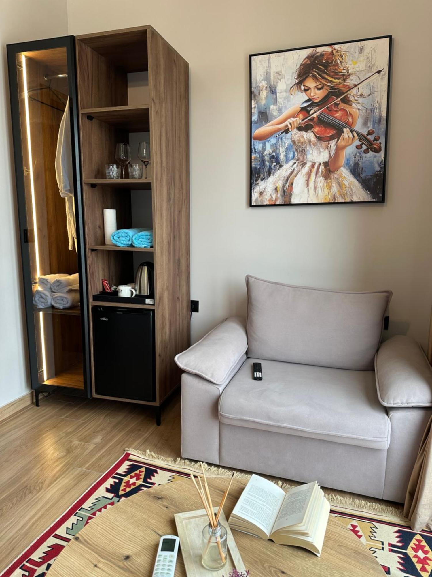 Villa Teverde Shkodër エクステリア 写真